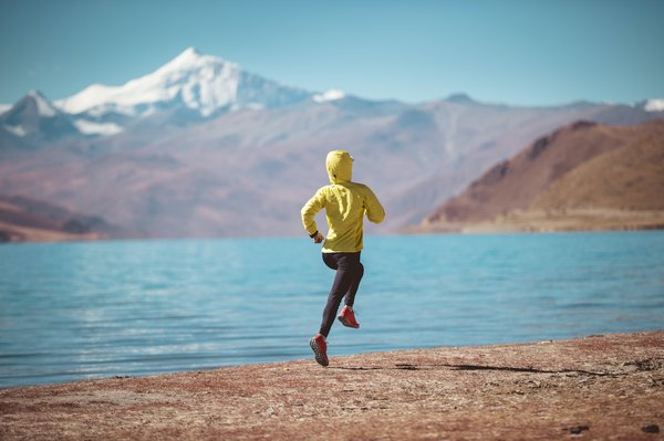 Comment explorer les montagnes sacrées du Tibet : permis et itinéraires ?